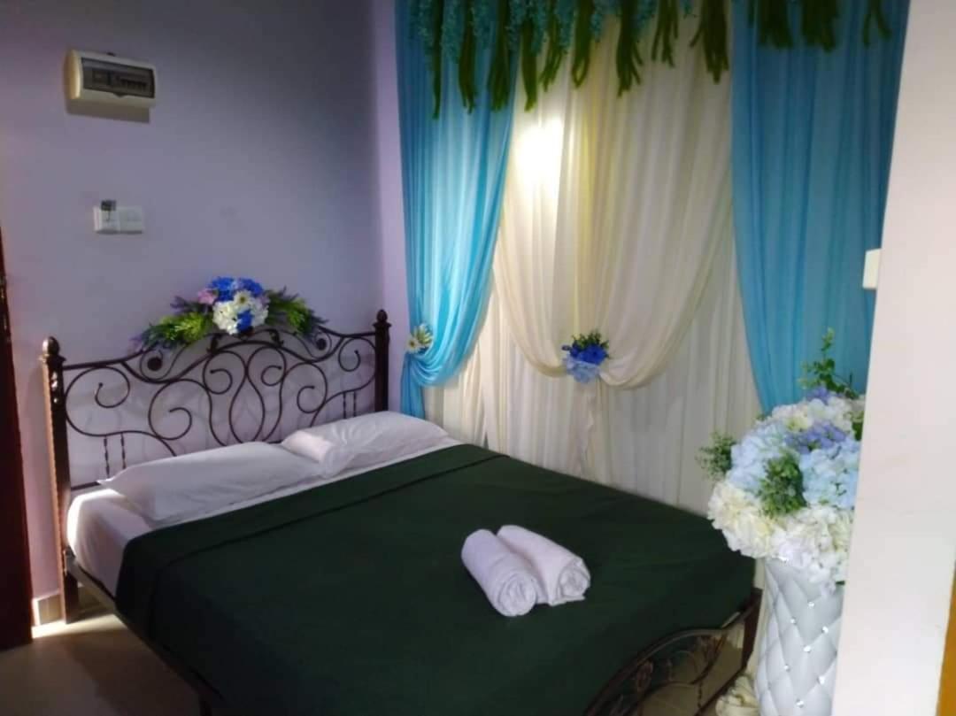Kanza Beach Inn Marang Esterno foto