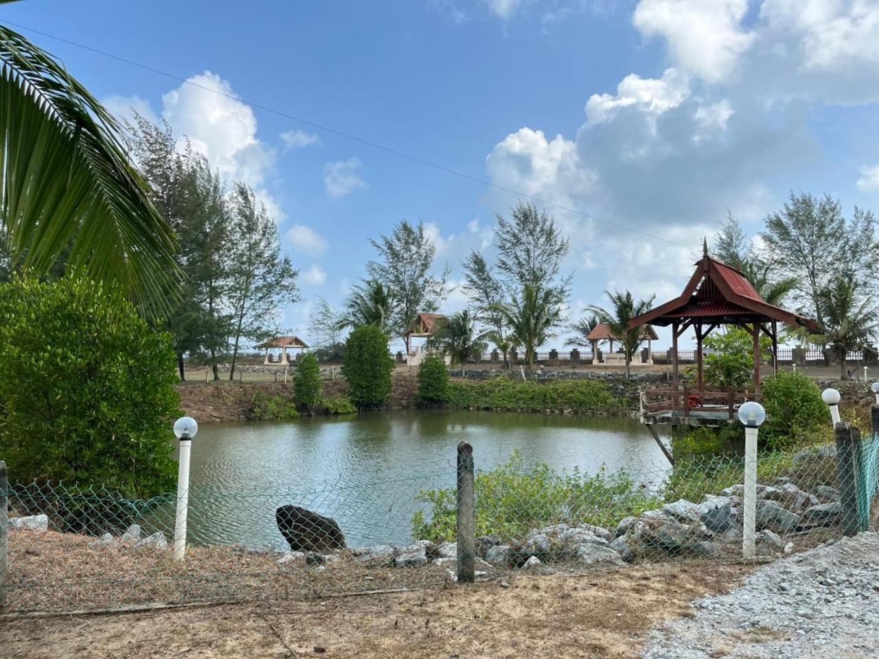 Kanza Beach Inn Marang Esterno foto