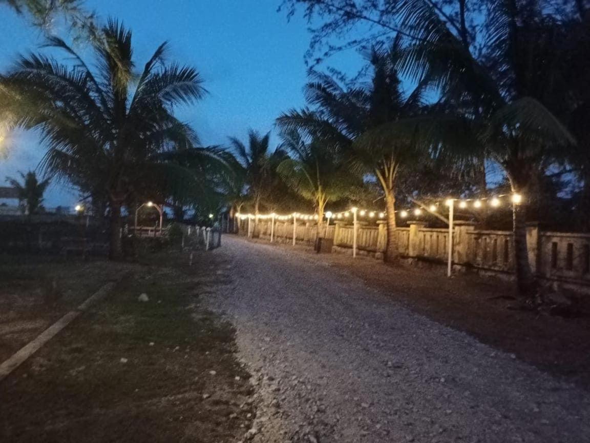 Kanza Beach Inn Marang Esterno foto